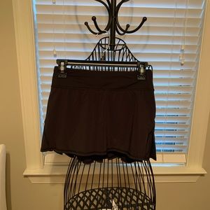 Lululemon | On and off the court skirt | 2 | black